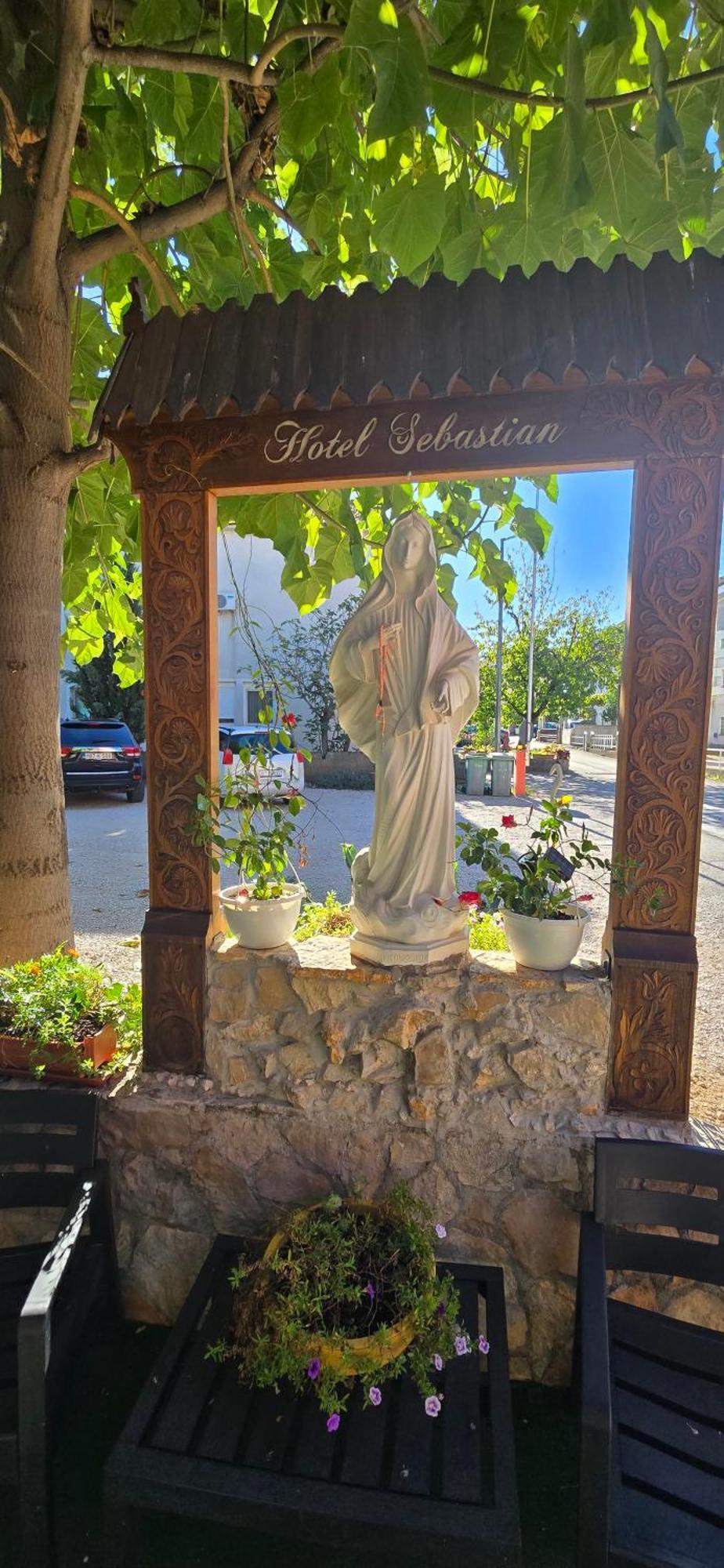 Hotel Sebastian Međugorje エクステリア 写真